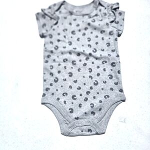 Baby Onesie, Babies Favorite Bodysuit, Size 18 Months